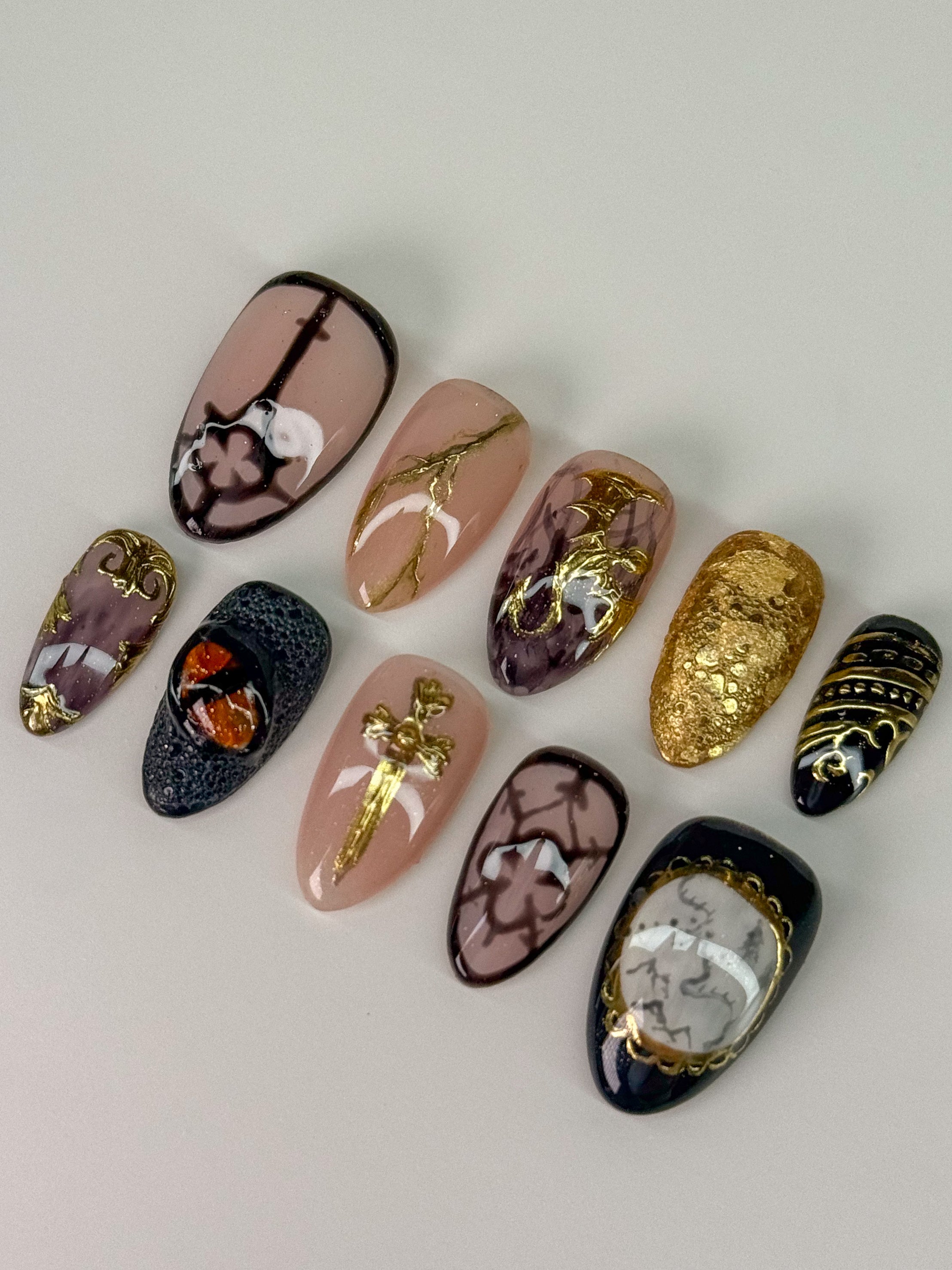 Fourth Wing Mystery Set